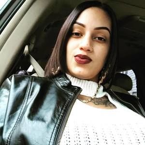 Meet your Posher, Maria